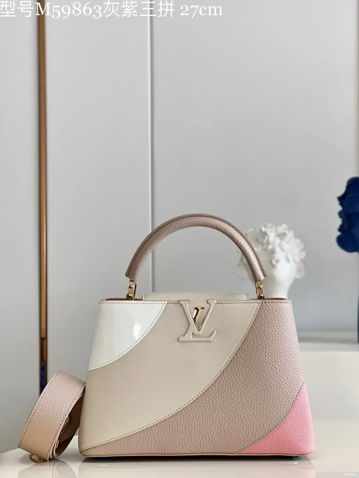 CAPUCINES VUITTON BB LOUIS 0519